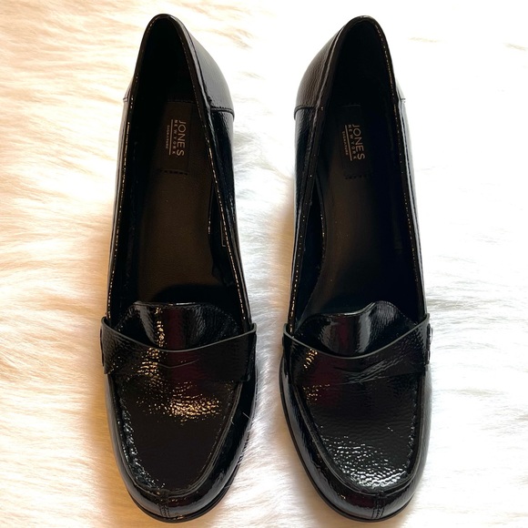 JONES NEW YORK Women’s Black Patent Leather Loafers. Size 10M. - Picture 2 of 4